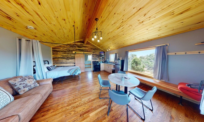 La Sal Cabin | Unique Cabin Overlooking the La Sal Mountains