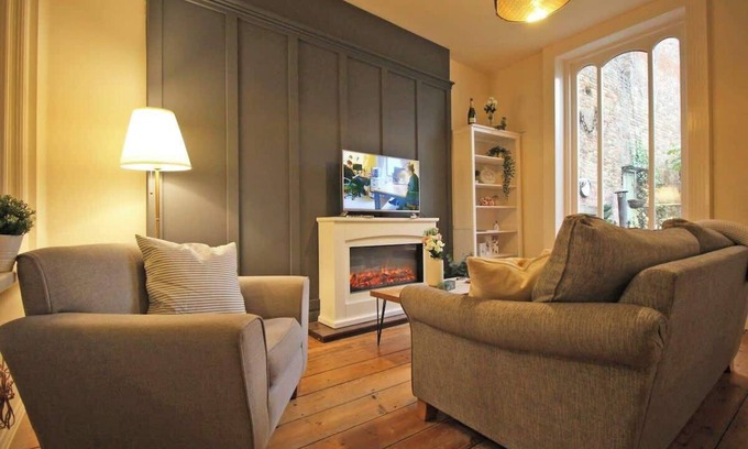 Ely House | Unique Cambridgeshire home full of Character