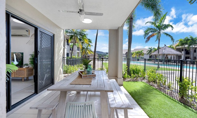 Mooroobool Apartment | Unique Collection- Endless Summer