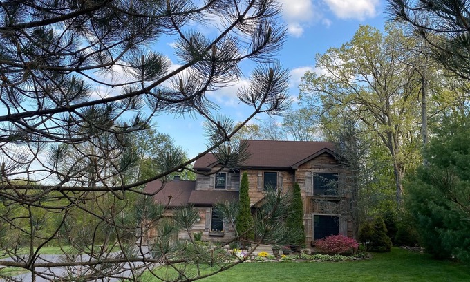 Stroudsburg House | Unique home in great neighborhood
