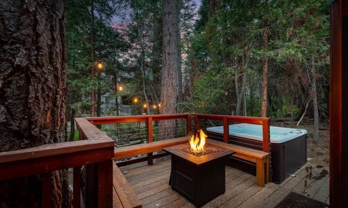 Incline Village House | Unique Lake Tahoe Sophistication -Amenities Galore