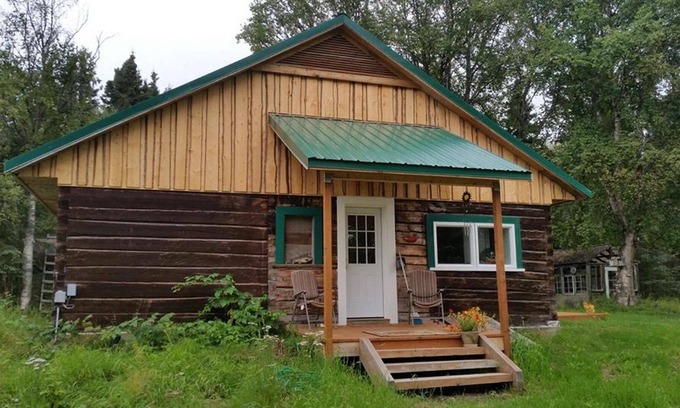 Kasilof Cabin | Unique Secluded Cabin on 3+ acres