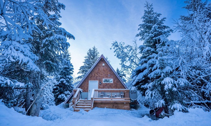 Bear Creek Cottage | Unique stay just outside of Seward, AK