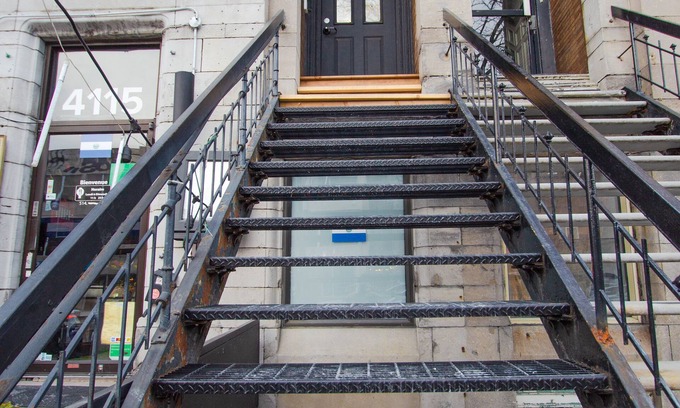 Plateau Mont Royal Apartment | Unique Stays - 4119 St-Denis