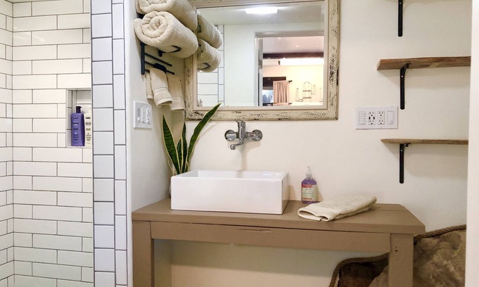 Prescott Apartment | Unique Studio With Bathroom Built Into The Rocks. Dog friendly🐾 & Fire Pit