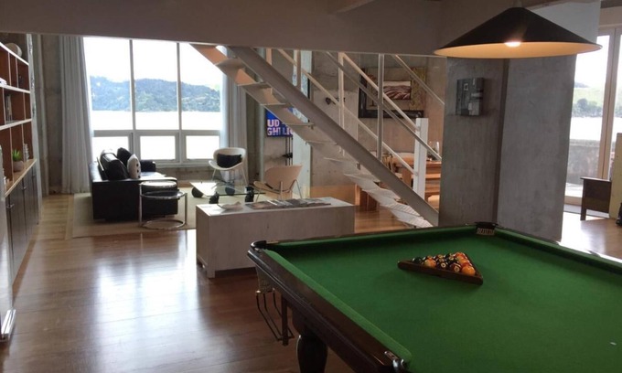 Raglan Apartment | Unique & Stylish apartments in the former Golden Bay Silos on Raglan Wharf.