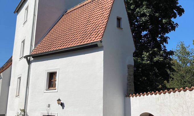 Sulzbach-Rosenberg Apartment | Unique Tower Apartment (Sulzbach Old Town)