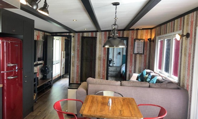 Bembridge Apartment | Unique Tribeca with great views