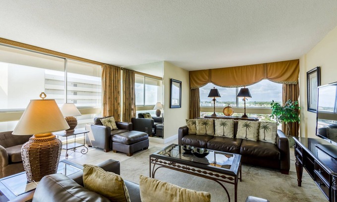 Siesta Key Condo | Unit 105- 2 Bedroom 2 Bathroom Condominium With Partial North Gulf Views