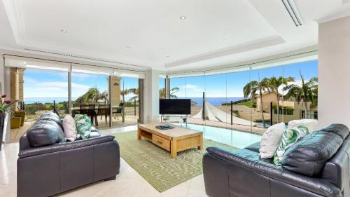 Terrigal House | Unit 13 - 3 Bedroom Ocean View
