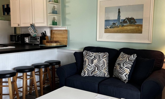 North Truro Condo | Unit #13 - Ground floor efficiency studio with A/C.