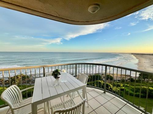 Caloundra Apartment | Unit 15 Monterey Lodge