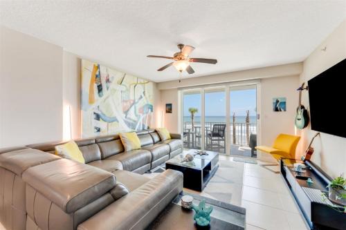 Ocean View Halifax Estates Apartment | Unit 203 Aruba - 3 Bedroom Ocean Front