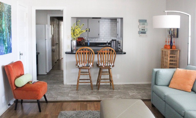 San Saba Apartment | Unit 204, a 1946 historic unit Triplex bungalow style apartment.