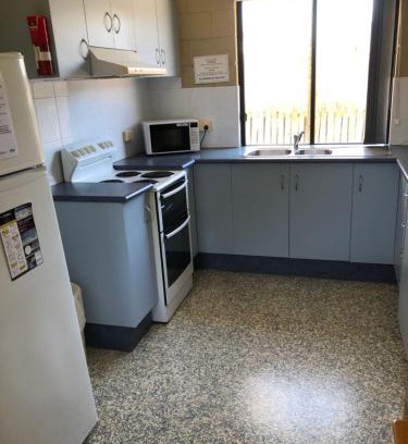 Emu Park Apartment | Unit 3 Pattison