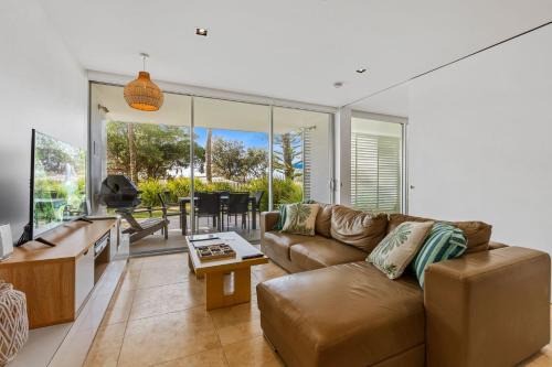 Rainbow Beach House | Unit 3 Plantation Resort Rainbow Beach