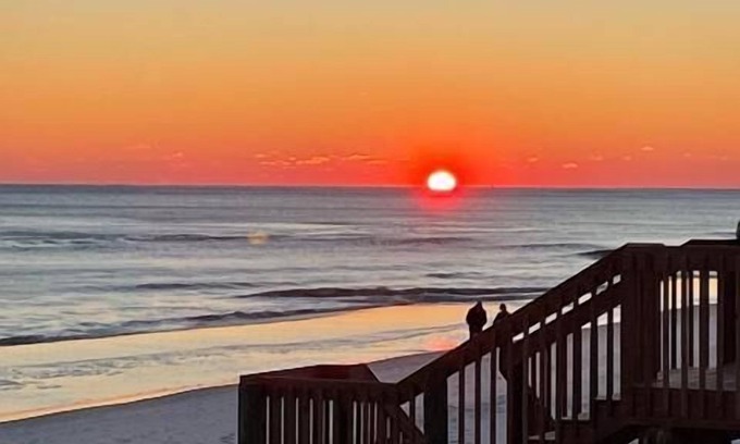 Emerald Coast Condo | Unit 9120 Beachwalk Sandpiper Cove with beach service