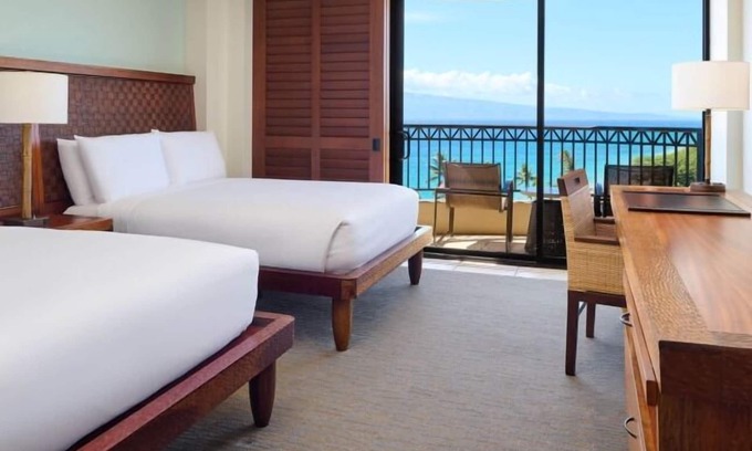 Kaanapali Hotel | Unit with Ocean View! Outdoor Pool, Beachfront Property, w/Onsite Parking