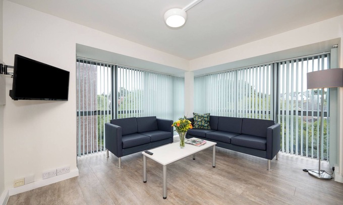 Cork Apartment | University Hall