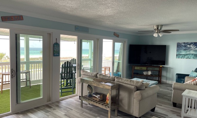 Laguna Beach House | Unobstructed Gulf view for 6-8 & on-site golf cart rental! Direct path to beach.