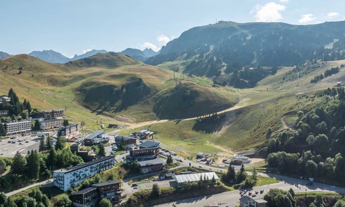 Chamrousse Ski Chalet | Unusual chalet, 2 ppl, terrace with mountain view.