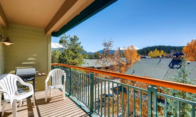 Peak 9 Condo | Unwind in Spacious Comfort. Retreat in an Unbeatable Breck Location TE511