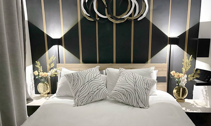 Greater Johannesburg Metropolitan Area Apartment | Up Market Apartment