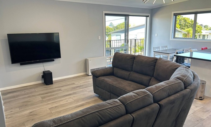 New Plymouth House | Up Top on Truro - Find Your Perfect Home Away from Home