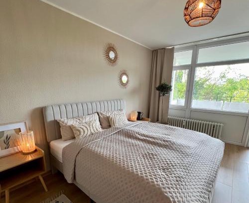 Emden Apartment | Up Wuljke19 neu renovierte Unterkunft inkl.PKW Stellplatz