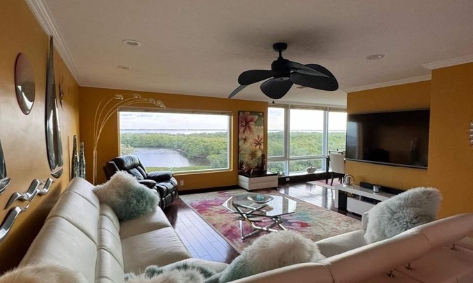 Whitney Beach Condo | Updated 2-bedroom pet friendly condo with stunning Bay views in Longboat Key