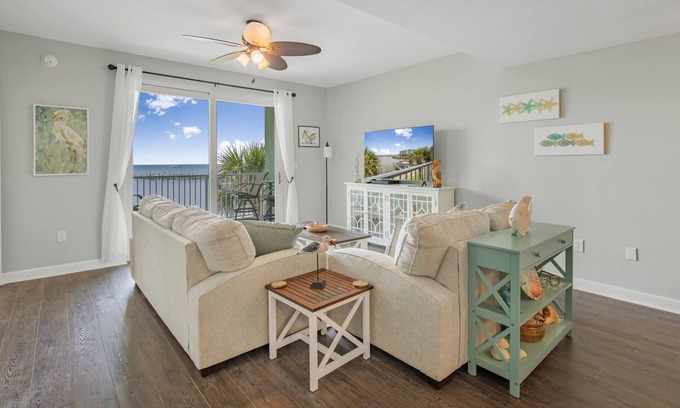 Fort Morgan Condo | Updated condo in Fort Morgan, boat slip and pool