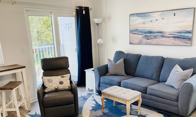 Fort Morgan Condo | Updated Condo only steps from the beach and golf!