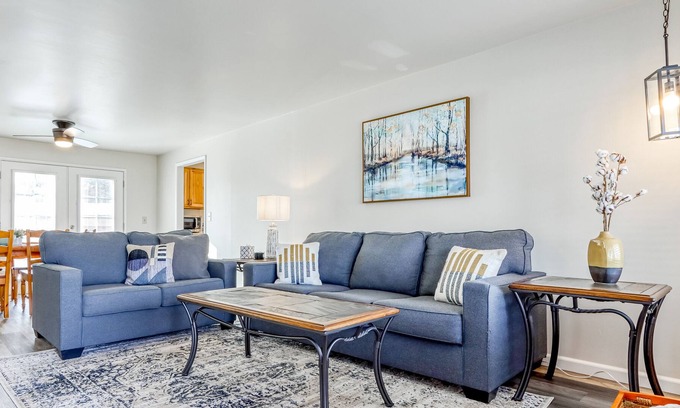 Redmond House | Updated duplex with yard, private washer/dryer, central AC, & a soaking tub