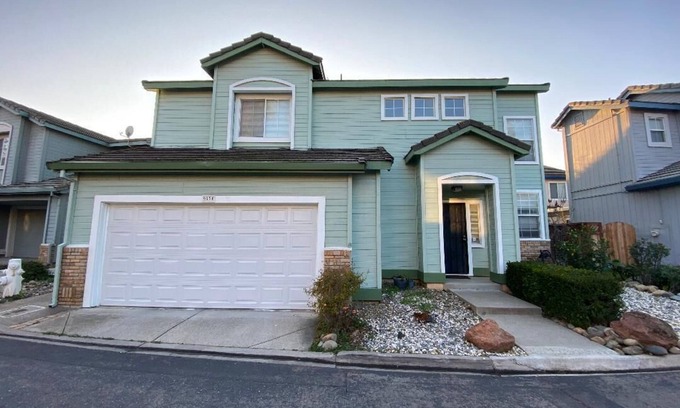 Elk Grove House | Updated home with garage parking near shopping, parks, and freeways