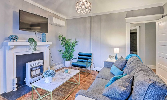 Huntington Apartment | Updated Huntington Apt < 1 Mi to Downtown