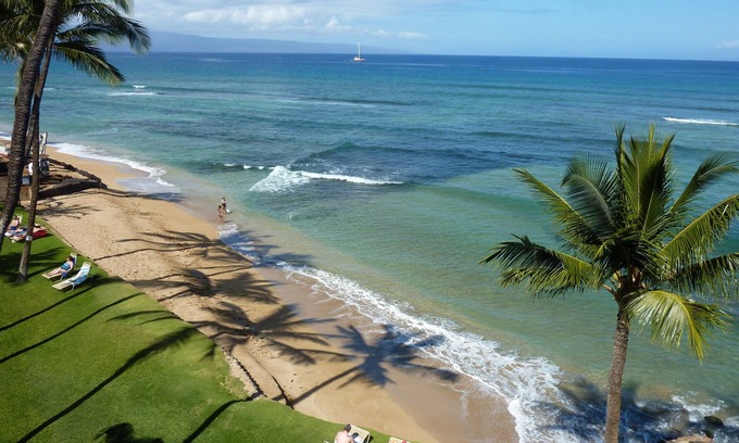 Honokowai Condo | Updated Ocean View 2br/2ba Oceanfront Condo with Sand Beach