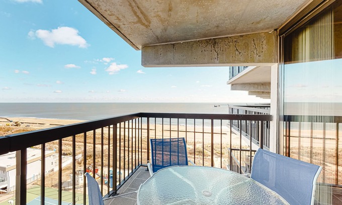 North Ocean City Condo | Updated, ocean-view condo with balcony, pools, saunas, game room & gym