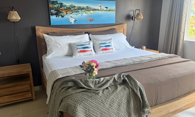Sint Michiel Condo | Updated top-floor one-bedroom condo with amazing views in popular BlueBay Resort