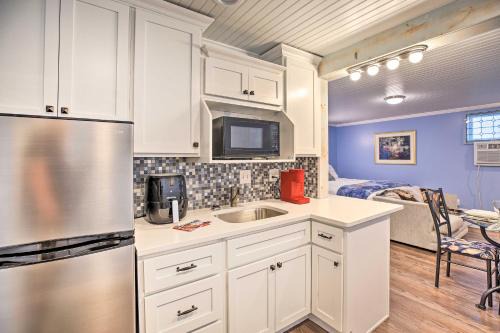 Williamstown Apartment | Updated Williamstown Apartment with Kitchen!