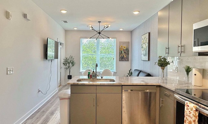 Old Fourth Ward Apartment | Upgraded 1B1B Condo in Atlanta