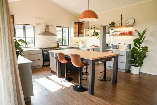 Merrivale House | Upmarket modern beautiful home