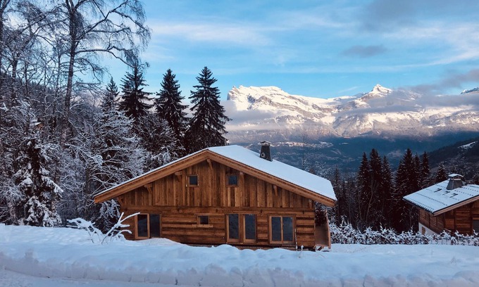 Saint-Gervais-les-Bains Ski Chalet | UPSCALE FAMILY CHALET - ST NICOLAS DE VEROCE-VUE MT BLANC