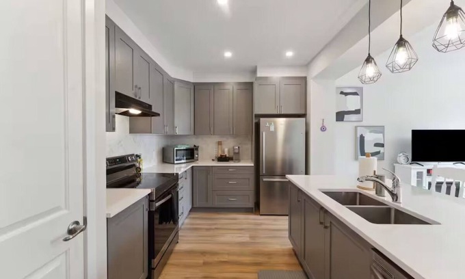 Ottawa Division House | Upscale 2BED | Central Barrhaven