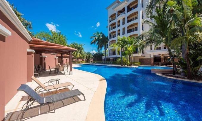 Playa Langosta Apartment | ✰Upscale 3Bdr condo✰ Incredible amenities ✰Fast wifi
