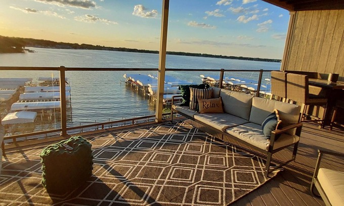 Arnolds Park Condo | Upscale Lakefront 4 Bedroom/3 Bathroom Bridges Bay Resort Condo