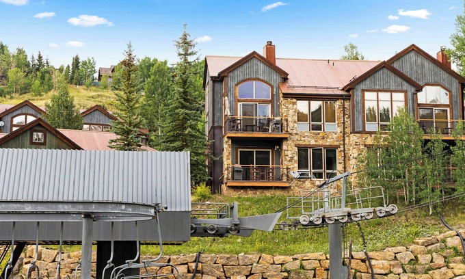 Mountain Village Condo | Upscale Ski-In/Out Condo | 40’ to Chondola Lift!