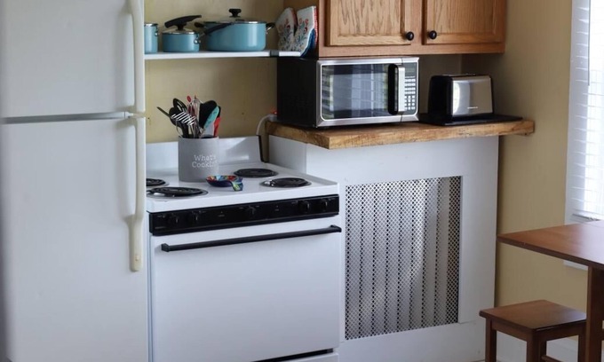 Alderson Apartment | Upstairs Apartment 2 blocks from Greenbrier River.