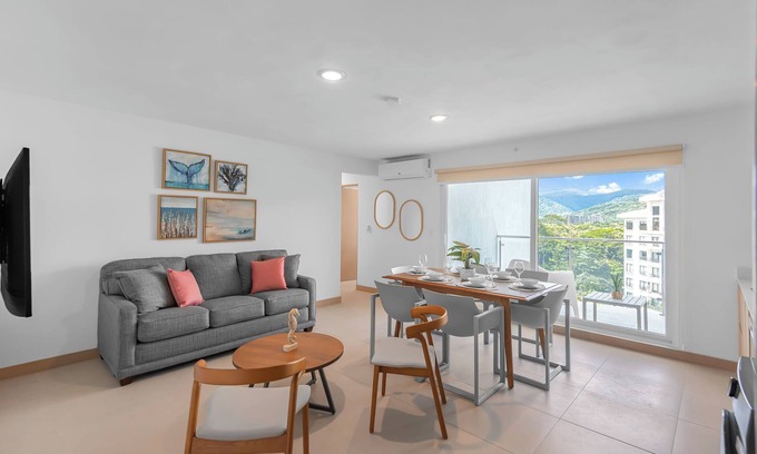 Barrio Santa Lucia Condo | Upstay: Modern 3BR Mountain View Condo—Jaco Beach