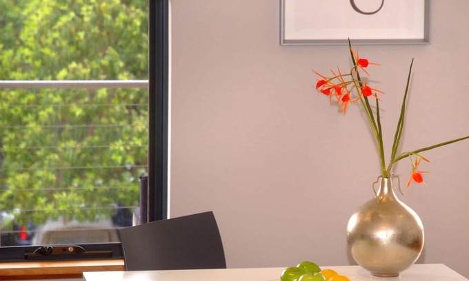 Margaret River Apartment | Uptown Apartment - Stylish Apartment in Town