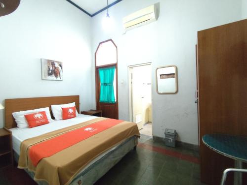 Klaten Selatan House | Urban Guest House